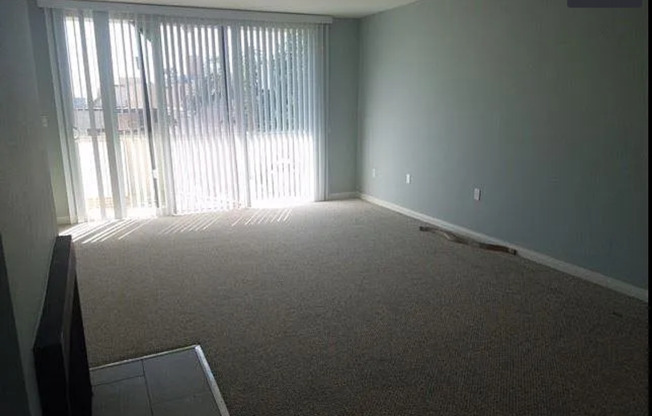 1 bed, 1 bath, $2,495, Unit 107