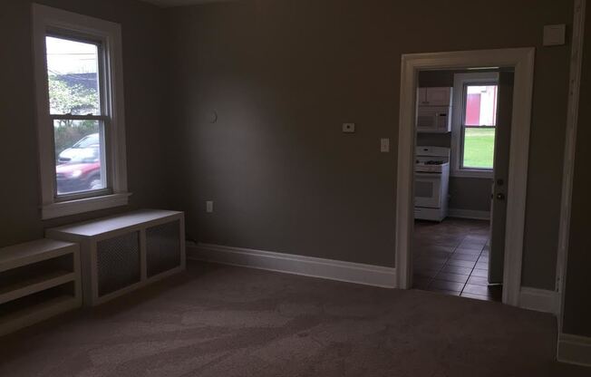 1 bed, 1 bath, 828 sqft, $895, Unit 2