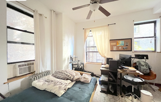 2 beds, 1 bath, $4,495, Unit 2B