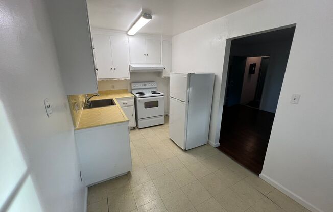 2727 V Street - Apts