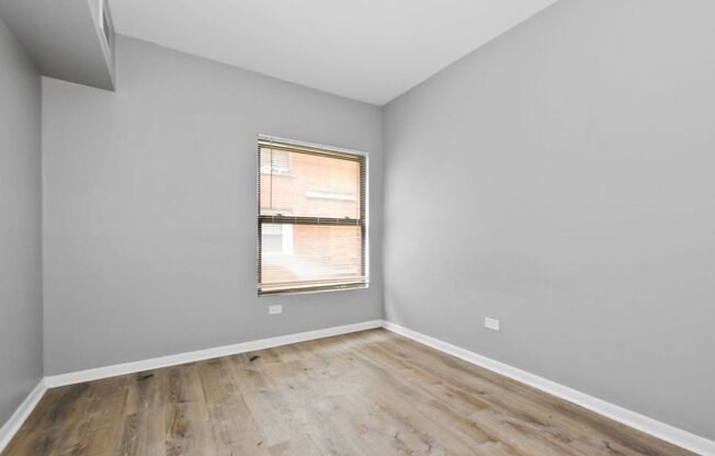 2 beds, 1 bath, 1,000 sqft, $1,695, Unit 4240 - 1W