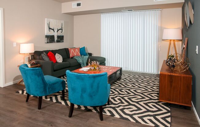 1 bed, 1 bath, 717 sqft, $1,675, Unit 406