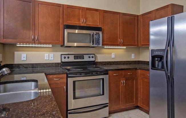 870 Mayson Turner Rd NW