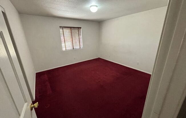 3 beds, 1 bath, $1,750