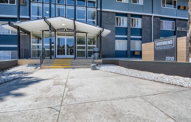 Riverbend Apartments | Renovated 1- & 2-Bedroom Apartments in Colorado Springs