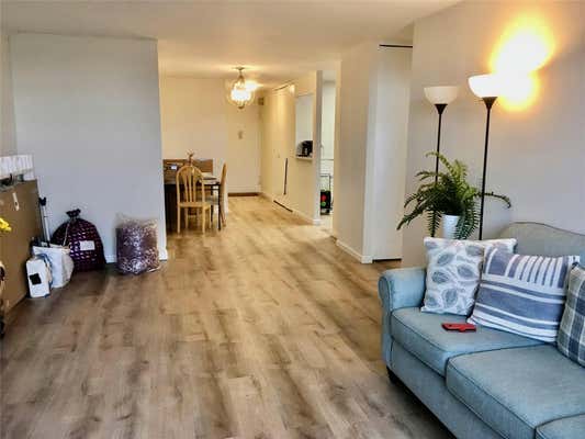 1 bed, 1 bath, 800 sqft, $2,650, Unit 5D