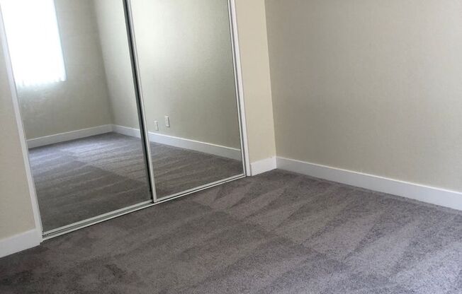3 beds, 2 baths, $3,295, Unit 201