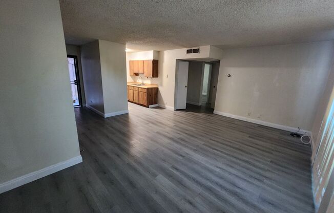 2 beds, 1 bath, 792 sqft, $1,195