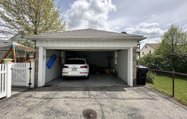 48 EVANS ST