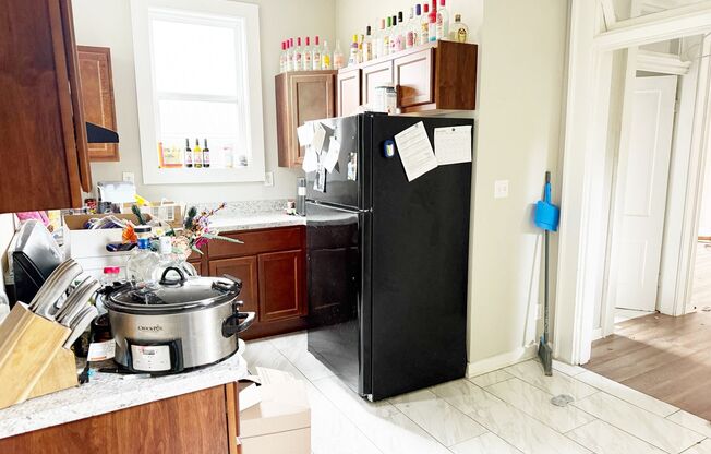 28 E. Powell Ave.
