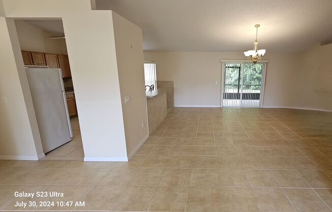 Beautifully Maintained Home In Palm Harbor