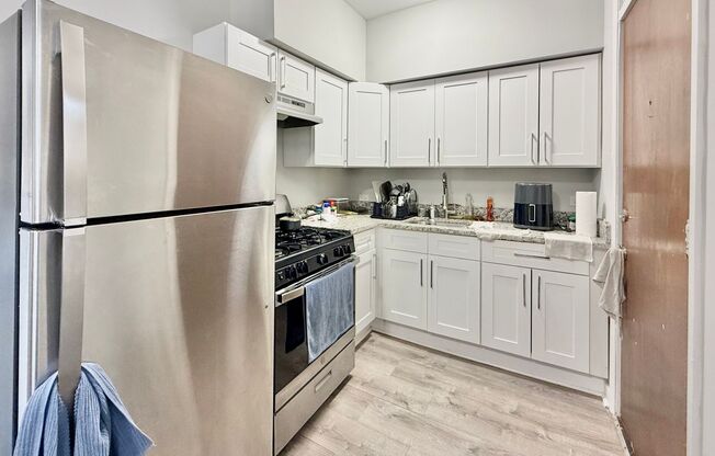 7620 N Sheridan LLC