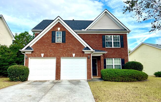 Big, Bright & Beautiful! 4 Bedroom / 2.5 Bathroom Home in Loganville!