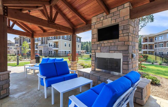 1 bed, 1 bath, 618 sqft, $1,429, Unit 3398-104