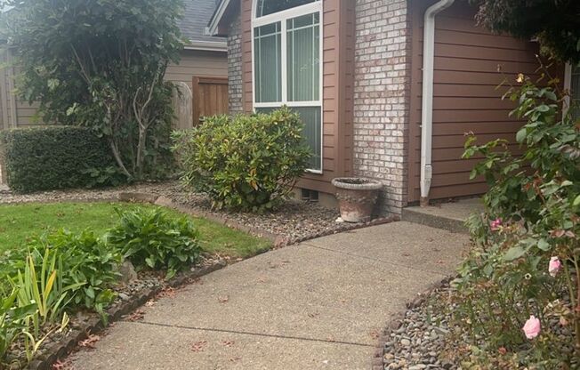 Beautiful Three Bedroom in Keizer