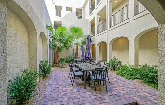 2 beds, 2 baths, $2,100