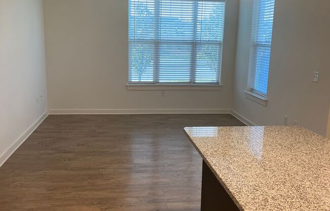 1 bed, 1 bath, 874 sqft, $1,485, Unit 17-1711