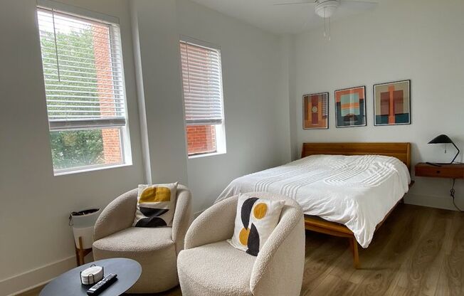Studio, 1 bath, 360 sqft, $1,092, Unit 159-302