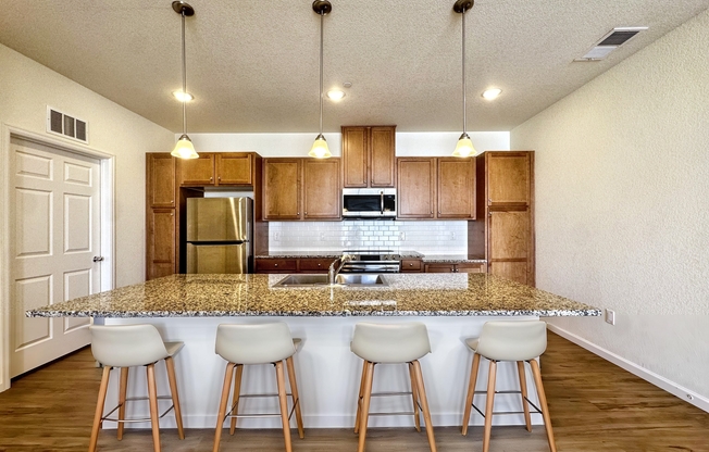 3865 PRESIDIO PT