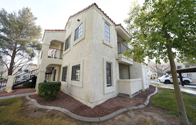 SHOWINGS AVAILABLE NOW