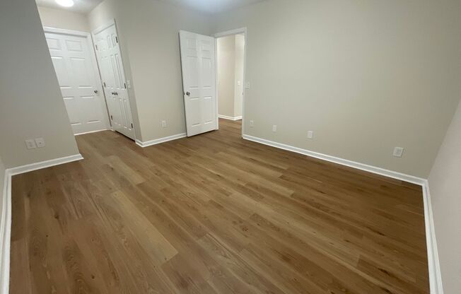 1 bed, 1 bath, 871 sqft, $1,400, Unit 2706-5 Pearl Remodel