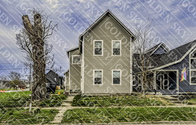 330 N RANDOLPH ST