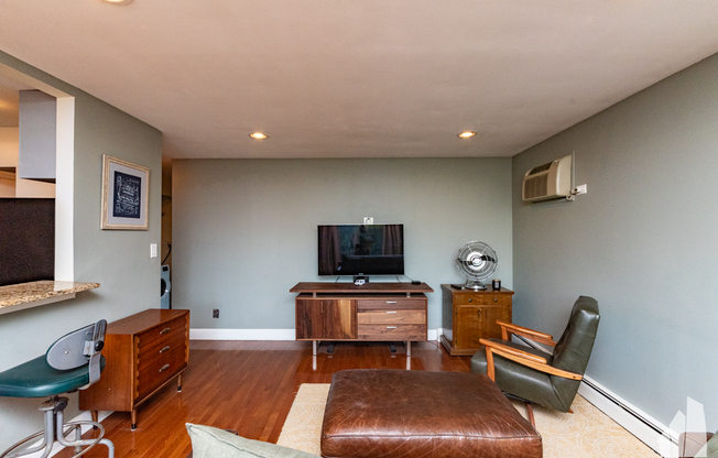 3136 CALIFORNIA