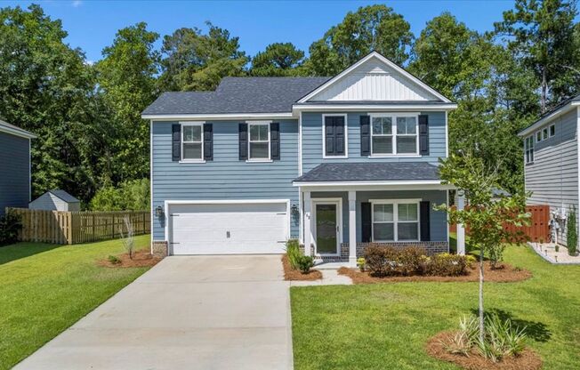 Beautiful 4 Bed - 2.5 Bath in Watergrass Subdivision