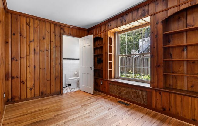 3 beds, 2.5 baths, $5,228