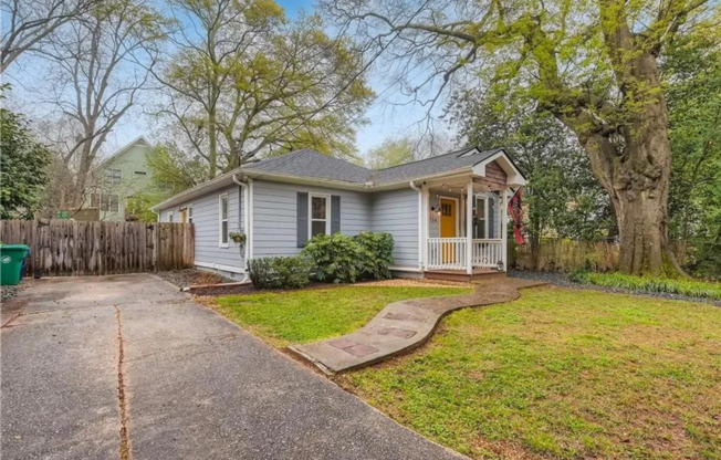 3 bedroom / 2 bath in the heart of Avondale Estates!
