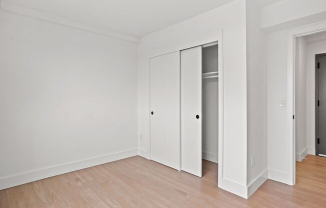 4 beds, 2 baths, 1,002 sqft, $4,950, Unit 117