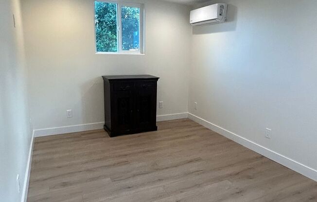 Brand New 1 Bedroom ADU – All Utilities Included!