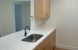 1 bed, 1 bath, $3,200, Unit 11