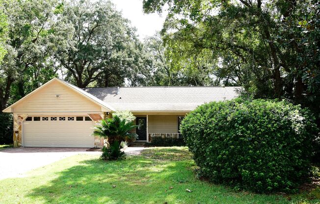 3 bedroom in Bluewater Bay!
