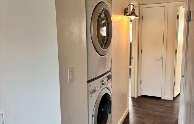 2 beds, 2 baths, 1,056 sqft, $1,375, Unit 4115
