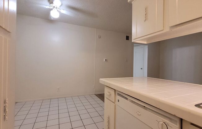 1 bed, 1 bath, 650 sqft, $1,259, Unit SUX-315