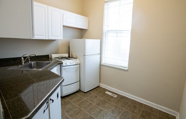 1 bed, 1 bath, $1,345, Unit 1669-1