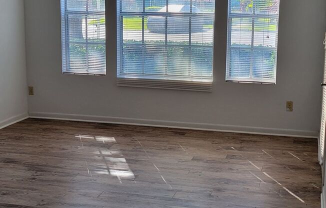 Lexington place ground fl One bedroom