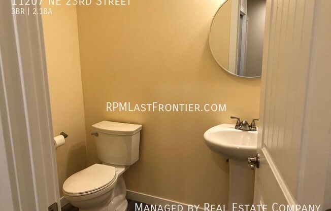 3 beds, 2.5 baths, 1,420 sqft, $2,200