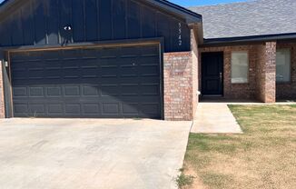 3 bedroom Duplex in Northwest Lubbock, Available Now