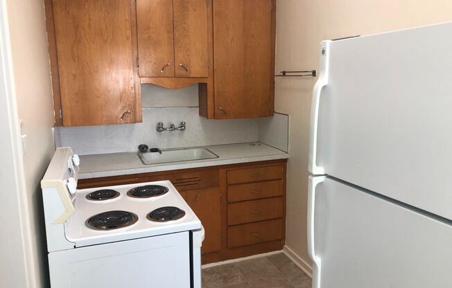 Studio, 1 bath, 500 sqft, $1,395, Unit 0301