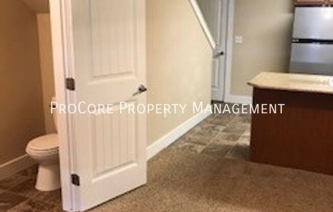 Rosecroft Ct. - 9993 (101,103)
