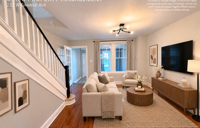 222 W GRANGE AVE