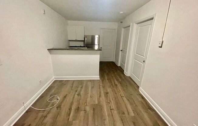 2 beds, 1 bath, 650 sqft, $1,400, Unit Unit 8