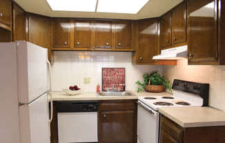 Welcome to Peppertree Village Apartments