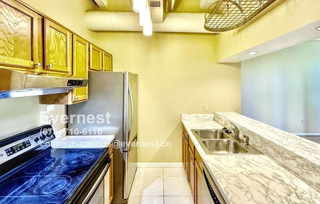 32 Peachtree Street NW