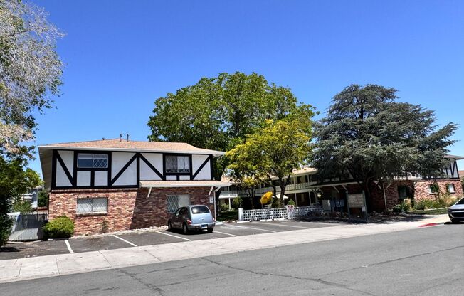 Royal Oak Apartments