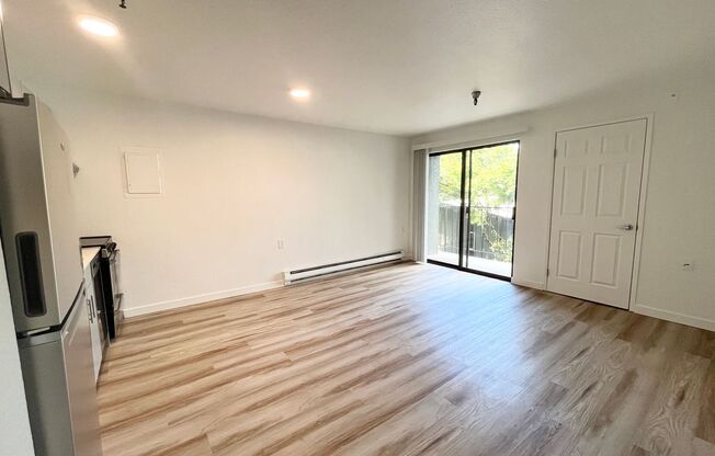 1 bed, 1 bath, 480 sqft, $1,550, Unit 211
