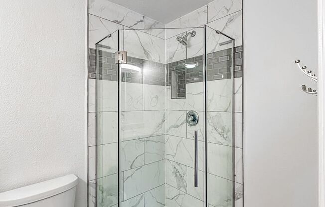 2 beds, 2 baths, 1,096 sqft, $1,575, Unit 1893A