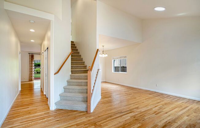 Timeless NW Craftsman in Sammamish | 4BR + 3-Car Garage | Large Yard | Available Now!